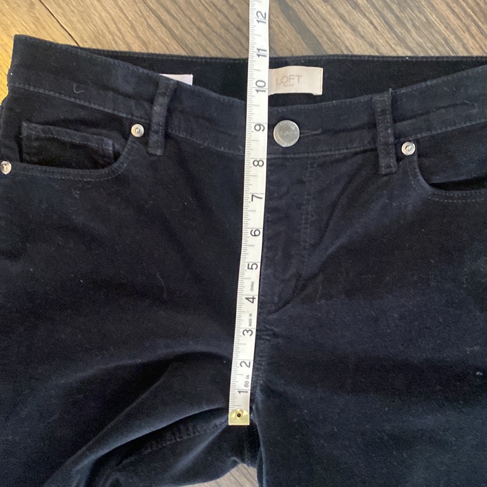 LOFT Black Skinny Pants - Picture 3 of 8